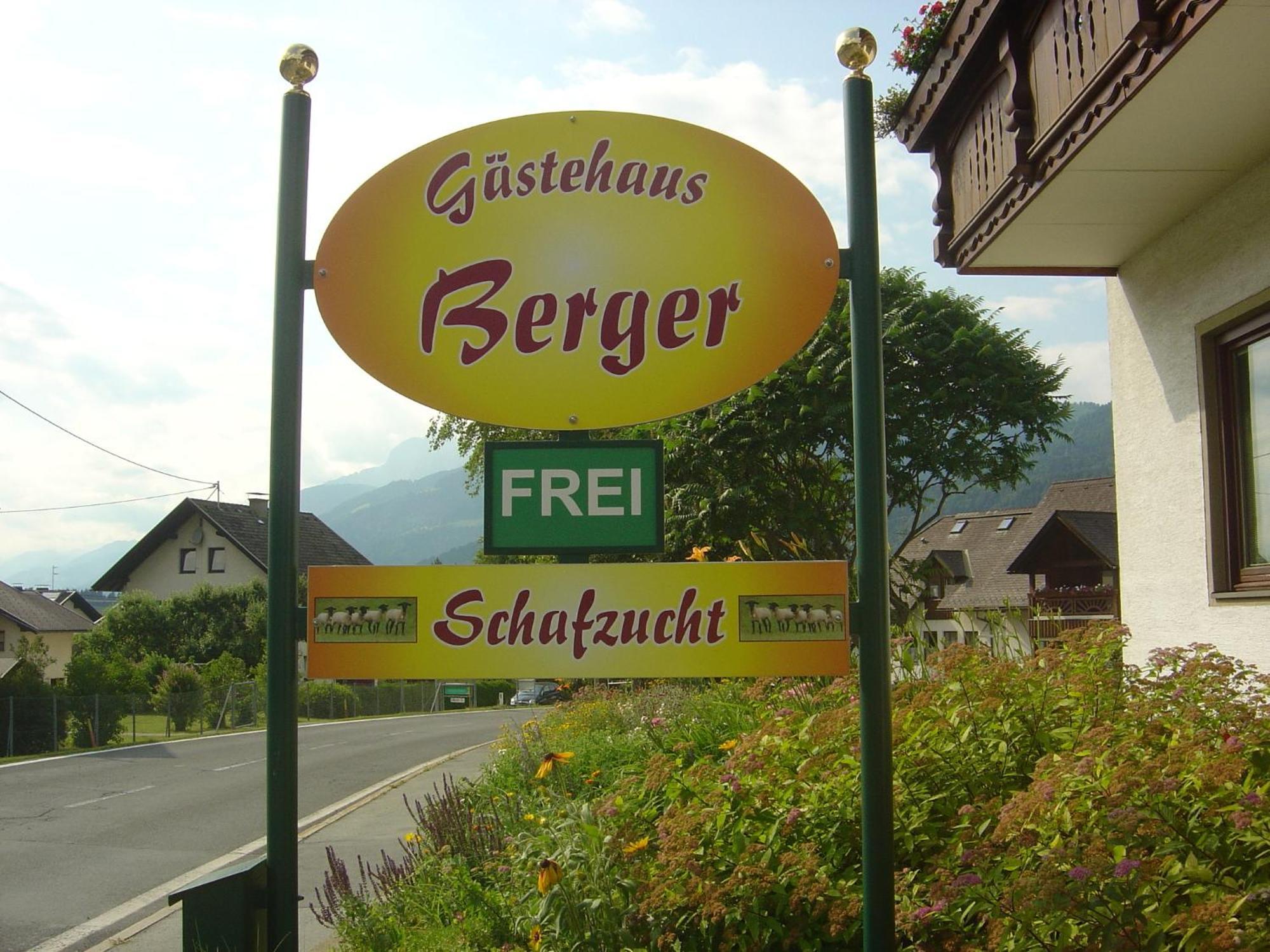 Gaestehaus Berger Tropolach Luaran gambar